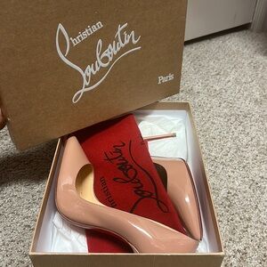 Authentic Christian Louboutin So Kate 120 Nude